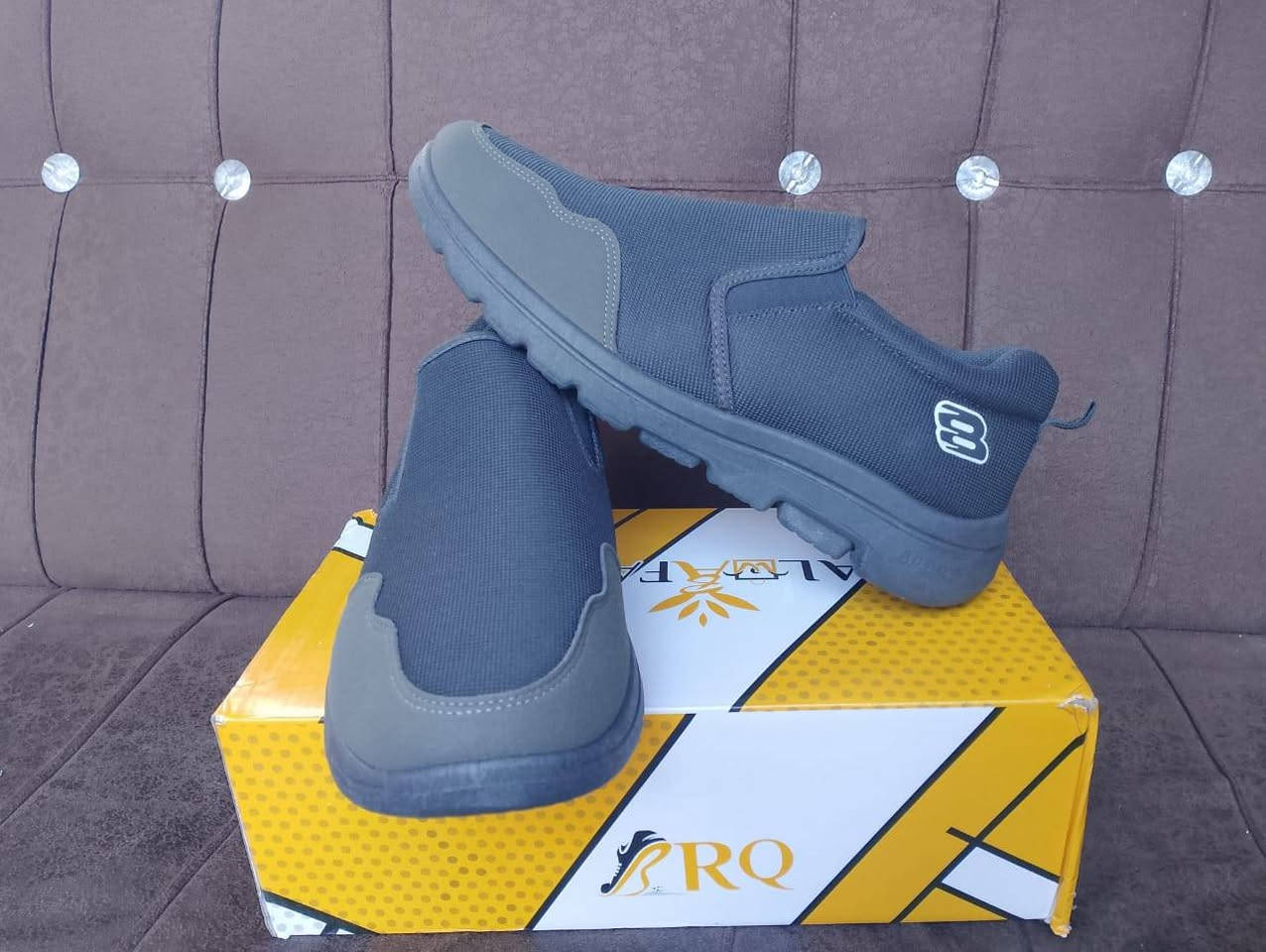 سكچر طبي خفيف 12 الف والتوصيل مجاني
قطعتين 18 الف والتوصيل مجاني 
القياسات: 41-42-43-44-45 
الالوان: اسود - نيلي - رصاصي


**إذا كنت صاحب هذا الإعلان وتريد حذفه لأي سبب، رجاءا أرسل رسالة إلى الدعم الفني**