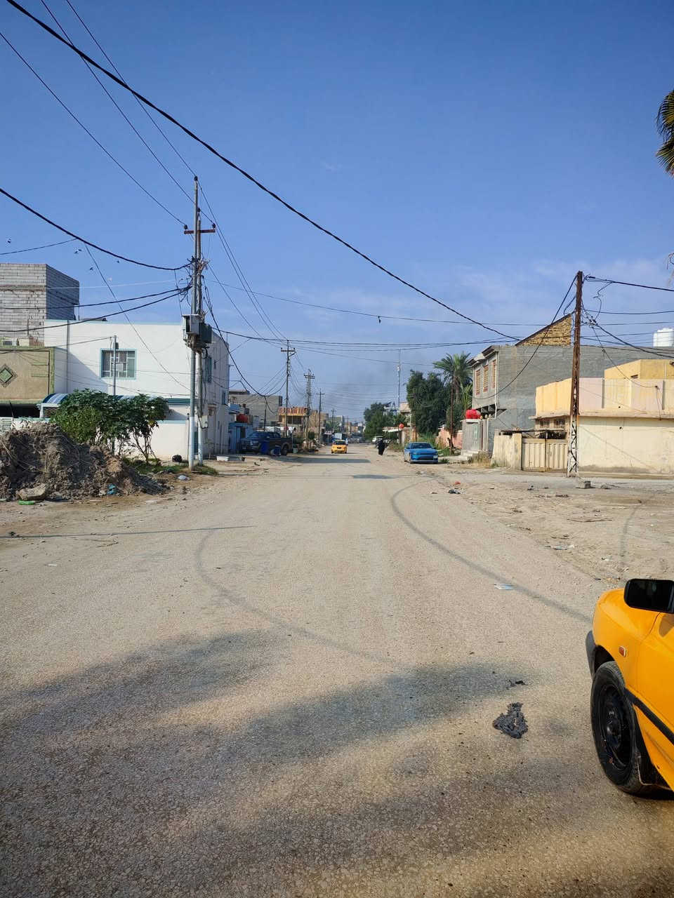 بيت مساحته133متر طابو صرف العنوان كريطعه شارع يربط بين الجامع وبيت حسان
شارع20متر مكانه روعه
يباع تفليش

استفسار اكثر الاتصال بل رقم
مكتب وعقارات الوارث
***********
