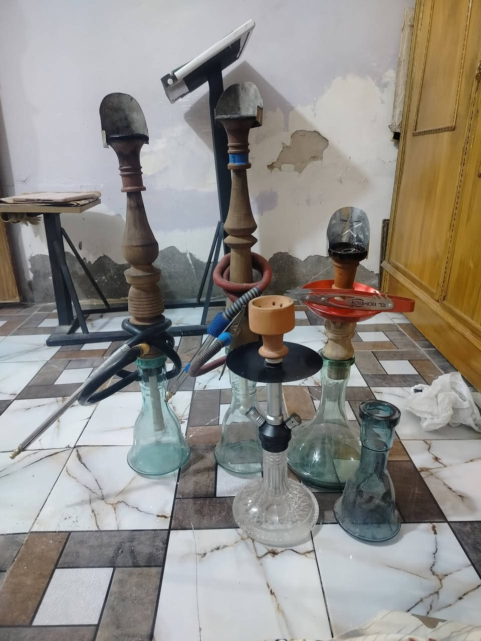 سلام عليكم خوان نراكيل جدد علج ونعناع الكبر صفصاف وحده المالنيه زغبره جديده مدخن بيه مرتين عدج ونعناع وحده نكليزي الي يفيدنه خل يكنب سعر واني طبله


**إذا كنت صاحب هذا الإعلان وتريد حذفه لأي سبب، رجاءا أرسل رسالة إلى الدعم الفني**