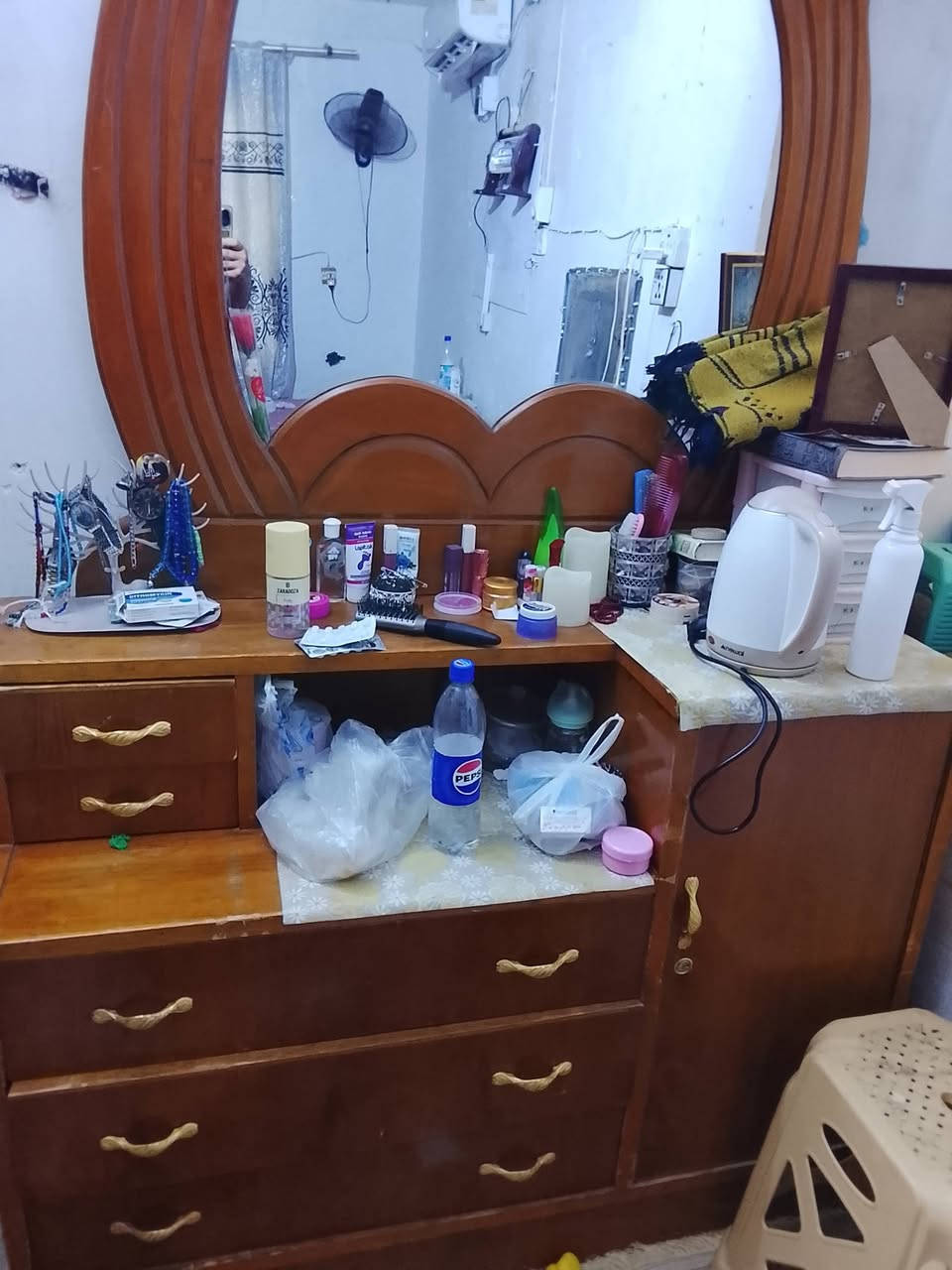 السلام عليكم
للبيع غرفة أخشاب تزكام درجه اولى 
بيع مستعجل 
غير متواجد على الفيس فقط اتصال 
***********
