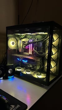 حاسبة كيمك للبيع   مواصفات الحاسوب  • الكيس: Xigmatek Aquarius Pro X •...