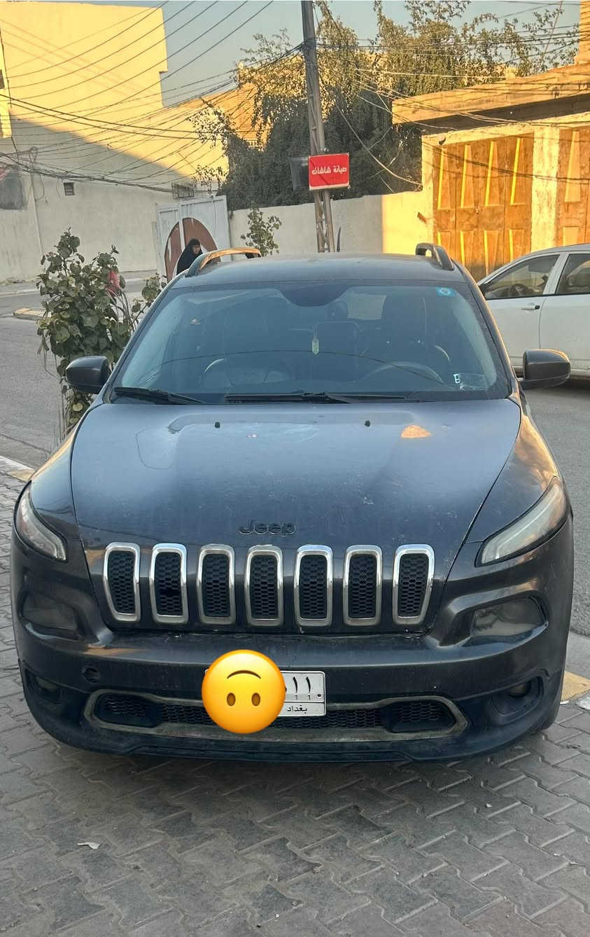 للبيع جيب بزون 2016 تحتاج مكينه 2400 السياره  حادثها الجاملغ الايسر ومرجع نفسه رقمها بغداد بأسمي 
ومكاني كربلاء سعرها 90 ورقه ***********
