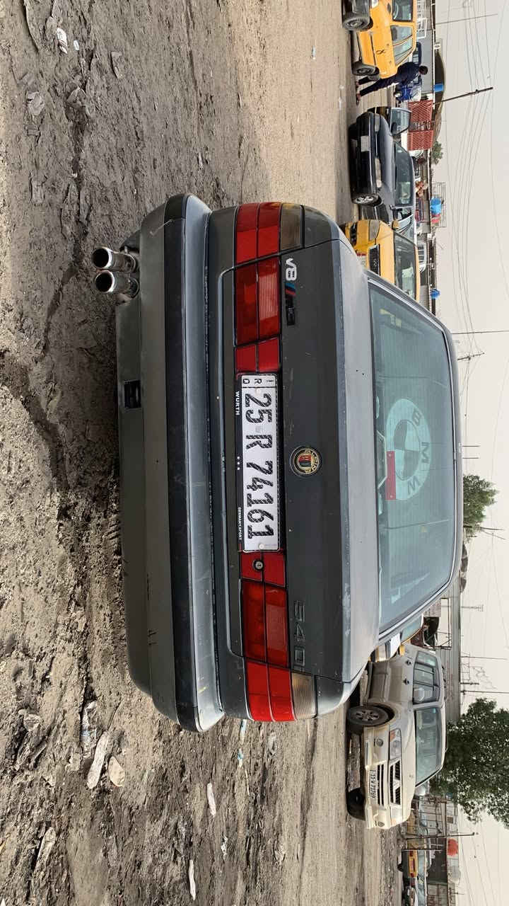 السلام عليكم BMW 1990
وارد خليجي محرك جديد مفتوح 25 
كير عادي باسمي سنويه لغايه 28 
تخم تاير كهربائيات جاهزه السياره 
مكاني الرستميه بغداد السعر 37 
تبريد ميشتغل راديتر بي ليك


**إذا كنت صاحب هذا الإعلان وتريد حذفه لأي سبب، رجاءا أرسل رسالة إلى الدعم الفني**