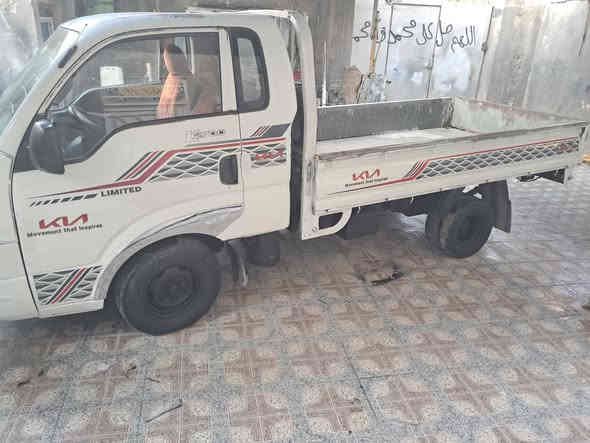 سلام عليكم كيه موديل ٢٠١١رقم بصره تحويل مباشر مكفوله من الضربه والصبغ والعيب الشرعي مكينه خيط بخار شاصي ورقم شاصي مكفولة سعر ٧٣ وبيه مجال ***********
