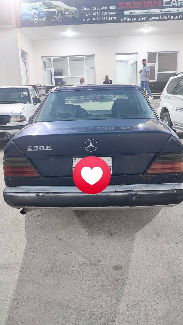 مارسيدس E 230 للبيع 

📌 موديل 1988 
📌كير عادي 
📌محرك اربع سلندر بنزين
📌فتحة سقف (سلايد)
📌 رقم رباعي تعتبر من الارقام المميزة عند البيع والشراء 
📌 شرط التحويل ثاني يوم 
📌عليها غرامات 400 الف تنزل من سعرها 
📌سيارة كاعدة وعلى ايد واحد
📌 لمعرفة السعر الاتصال على الرقم ***********
(اتصال + واتس آب)
📌 السيارة متواجدة في محافظة دهوك
