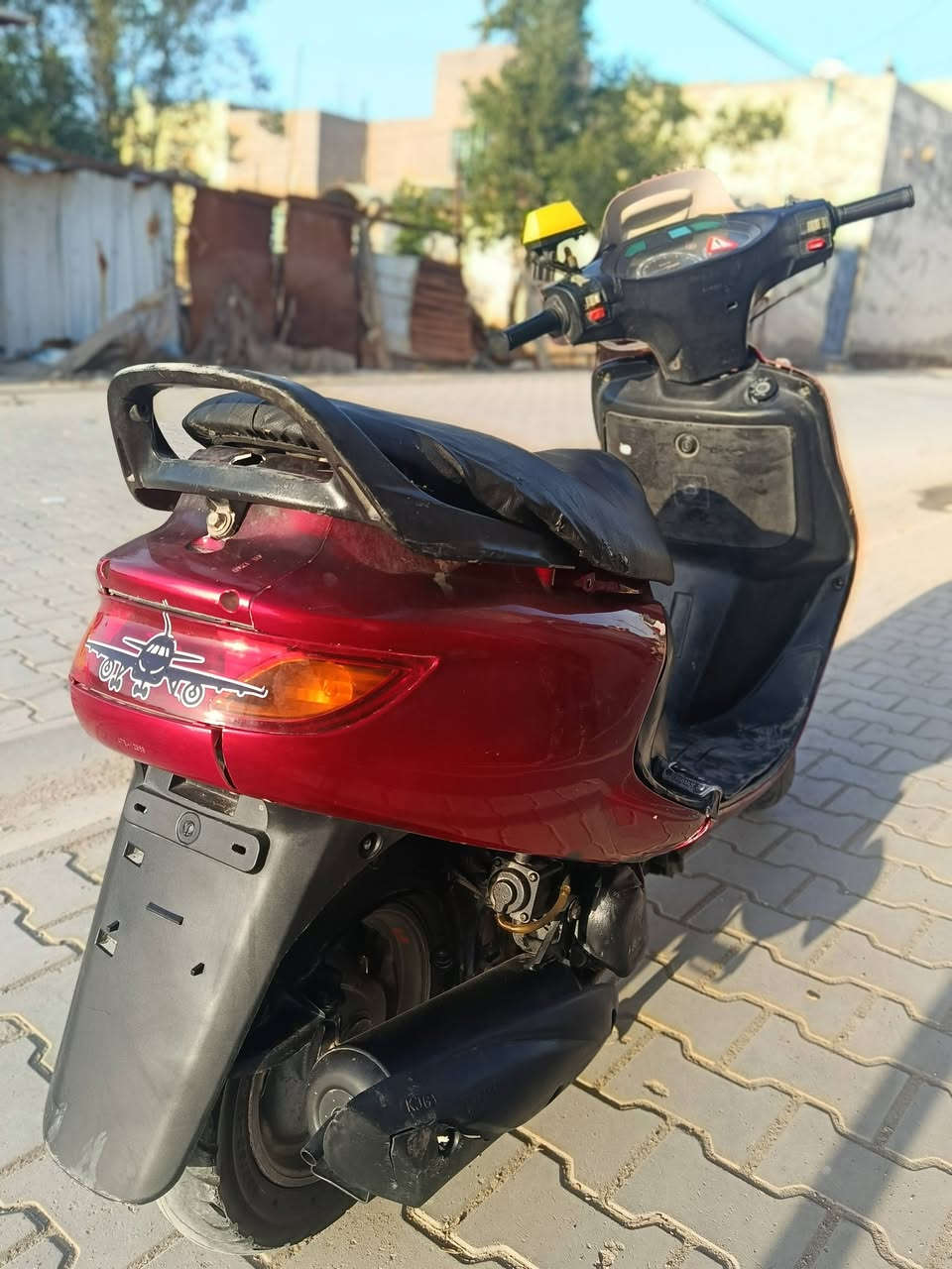 السلام عليكم فراشه للبيع شغاله هندر و سلف عوزه بس كابريتر مفتوحه مره وحده
مكلف بل نشر يم فاقد ابي 
ب300وبيه مجال


**إذا كنت صاحب هذا الإعلان وتريد حذفه لأي سبب، رجاءا أرسل رسالة إلى الدعم الفني**