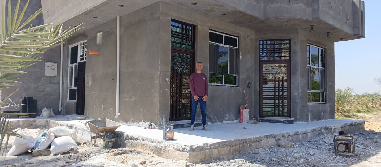 مستعدون تركيب الزجاج والمرايه وشد البيوت والدوائر الحكومية وباسعار مناسبه العنوان شارع البوسبتي قرب مصرف للمحاويل للاستفسار الاتصال على الارقام التاليه ***********///***********
