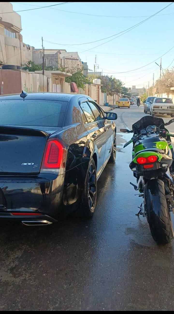 شلون الشباب
الجميله للبيع
كاوسكي نينجا 600RR💚
موديل 2002 💚  بدون اوراق
الدراجه خير من الله كير محرك كهرب مكفول 💚
جيب وياك فيتر وتعال
عليها لايت زينول منضومة كاملة 💚
وعليها كزوز رياضي 💚 وكم تعديل ✅
الدراجه حلوة ومرتبة دهن موتل اصلي ✅ ماي راديتر زيتي ✅ بانزين محسن ✅ 
ملاحظة بيها كم ملاحظة بلكفرات بسيط
مكانها الموصل الجانب الايسر 💚✅
اي استفسار ***********
