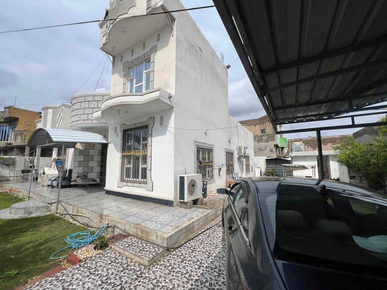 الاستفسار على هذا الرقم ***********
