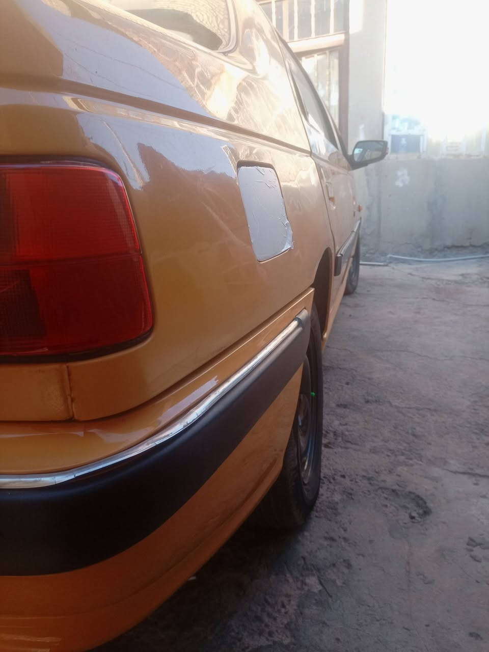 يالله سلام عليكم شباب بيجو بارص للبيع موديل 15 بغداد بسمي هيئه غرامات مصفره بيهه جاملغ ايمن فقط كير مكينه جدد  خير من الله صدر امامي خلفي جديد تخم تاير وتخم ويل جديد كهربائيات كله شغاله تدفع تبريد شغالات وخير من الله غرفته كما موضح كدامكم جديده مسجل وسماعات دمام يخبلن كيجاته كلهه شغاله  اليساره خير من الله #السعر43 وبيهه مجال العنوان بغداد البياع تقاطع درويش وهاذ رقمي *********** ولمو شراي ليتعبني السوك كلشي بي
