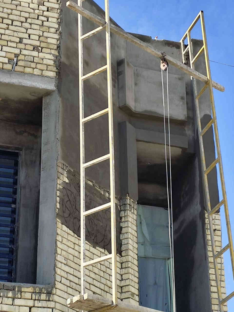 سلام عليكم خلفه لبخ  طلس وجهات صعد رتفاع  درجه اولى وشرط هندسي شغل مرتب ونضيف التزام بلعمل ***********
