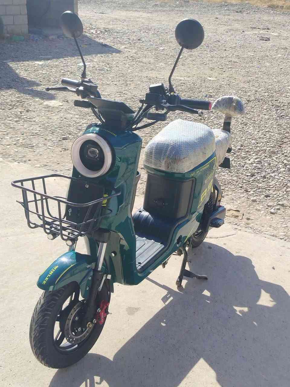 دراجه شحن R9 للبيع بلادي
السعر 400 وبي مجال قليل
 للاستفسار.     ***********
