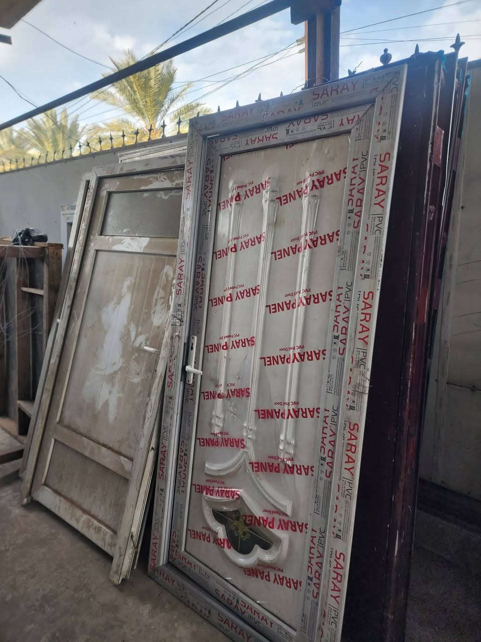 ابواب بي في سي ب٧٥ وب٦٥و٤٥
ابواب المنيوم ب٥٥ ب٤٥
ابواب حديد مغلون تركي او قاصه ب٨٥
باب حديد مغلون تركي او قاصه متر وربع ثقيل جدا ب١٨٥
باب حديد مغلون تركي متر و١٠سم ب١٠٠
شبابيك بي في سي ب٣٥ و٤٥ و٥٥و١١٠
ابواب حديد سلايت ب١٨٥و١٩٥و٢٢٥و٣٢٥
سياج حديد مع باب سلايت طول الكلي ٥متر ب١٨٥
المسيب حي المعلمين٣ طريق سيد ابراهيم بعد السكه بكيلوين تقريبا بعد اسلاك الضغط العالي ب٢٠٠م 
بيت على جهة اليمنى
***********
يرجى الاتصال قبل المجيء
