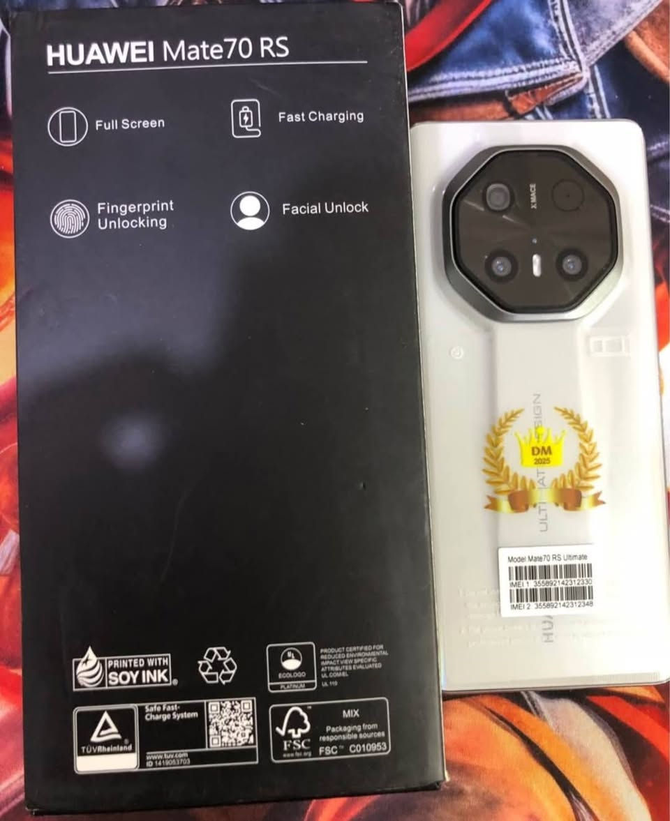 سلام عليكم ( طلع بالامزون ) جديد غير مستخدم 
جهاز هواوي ميت 70 RS 
ذاكرة 1 تيرا العشوائية 16 كيكا غراضة كاملة كارتون وشاحنه وسماعة 
سعرة 225 بي مجال قليل يوجد توصيل 5 الاف لاي مكان بالعراق 
الي يريدة يحجزة عالخاص


**إذا كنت صاحب هذا الإعلان وتريد حذفه لأي سبب، رجاءا أرسل رسالة إلى الدعم الفني**