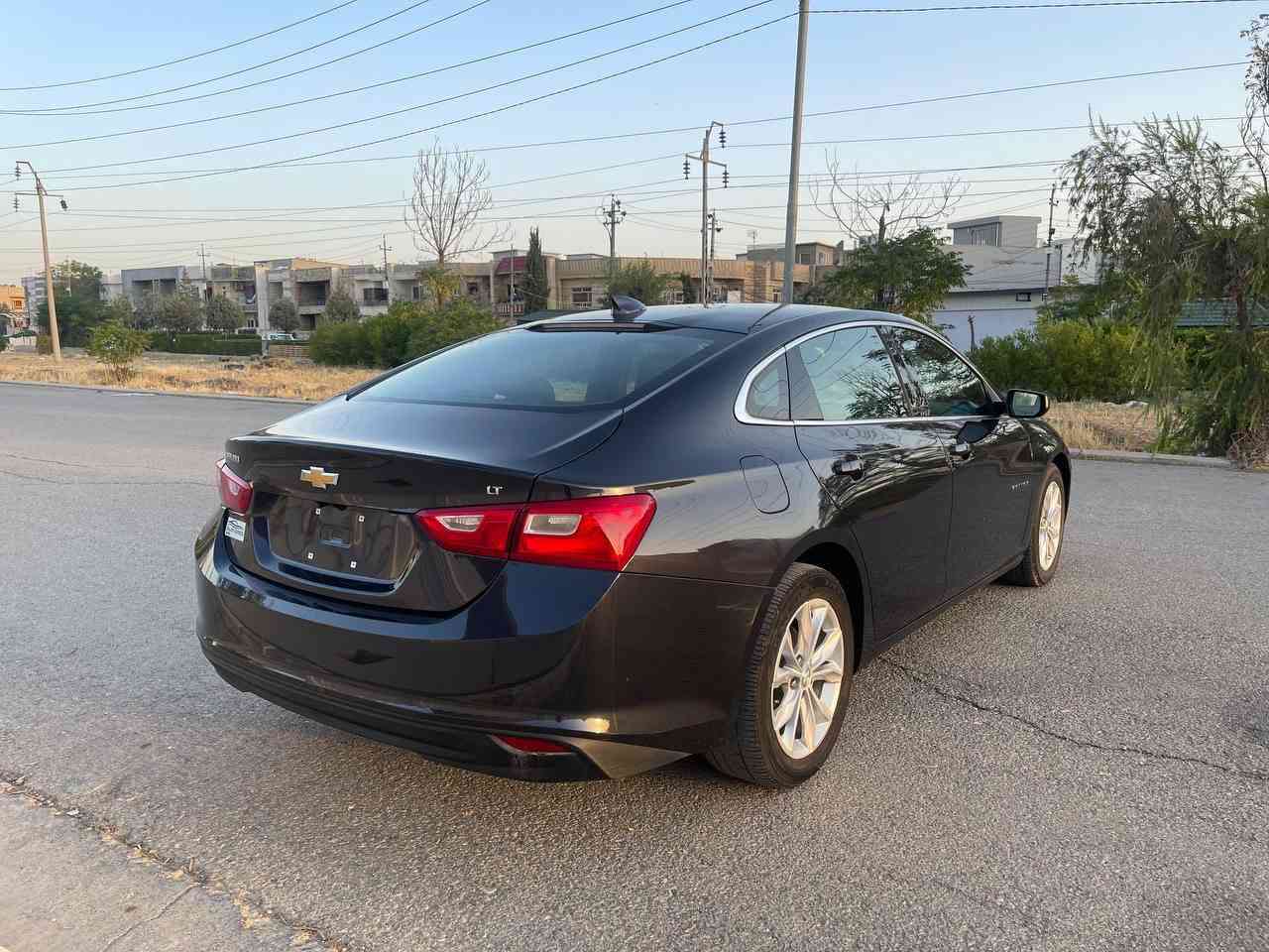 شفروليه ماليبو  LT موديل 2023 بدون صبغ بدون بارد
______________________
موصفات:
بصمة 
تشغيل عن بعد
ابواب بصمه
شاشة 
كاميرا
ردار
نقطة العمياء
تحديد المسار
تحديد السرعة 
كشن كهربائي
تبريد امامي وخلفي

بيع او مراوس مع سيارات ارقام شمالية فقط   
السعر 131
ايرباك استيرن مصلح شركة بشرط—————————————————
‭0770163 6045‬ واتساب 
‭0750371 2536‬
 *********** واتساب
