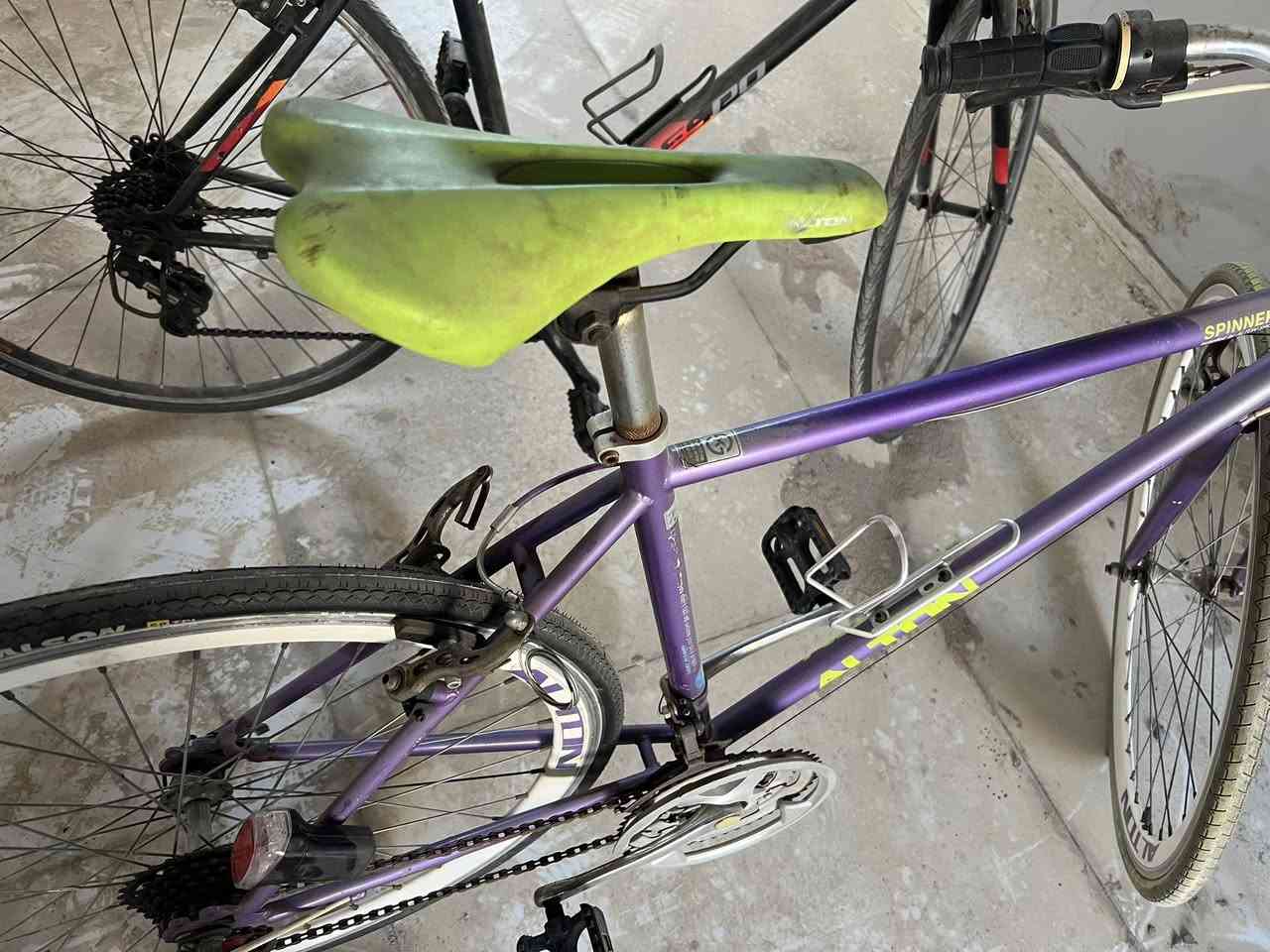 مكلف بالنشر بايسكلات بالة اصليات جاهزات من كلشي اي نقص مابيهن سعرهن ٢٠٠


**إذا كنت صاحب هذا الإعلان وتريد حذفه لأي سبب، رجاءا أرسل رسالة إلى الدعم الفني**