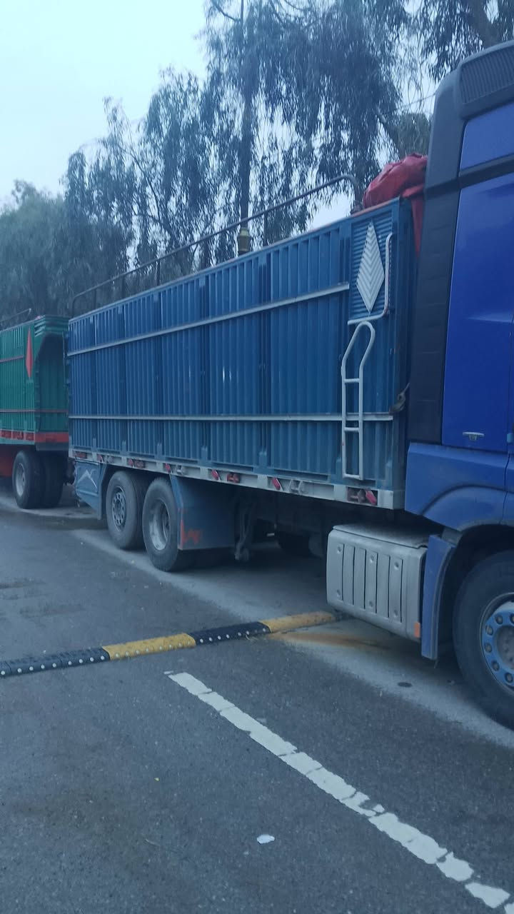 السلام عليكم
بدي للبيع 
***********
***********
