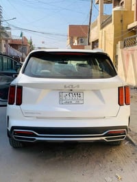 سورنتو ٢٠٢٣ • فول مواصفات • كشنات مخمل