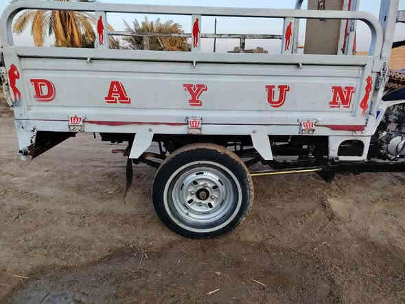 ستوته موديل 2010 اوراق اصوليه
شاصي مكفول محرك مكفول من الفتح
كهربائياتها شغاله سلف هندر 
مال جنايه شغل واطلع
السعر1300 واحد و300
مكاني الغراف
رقم الهاتف ***********
