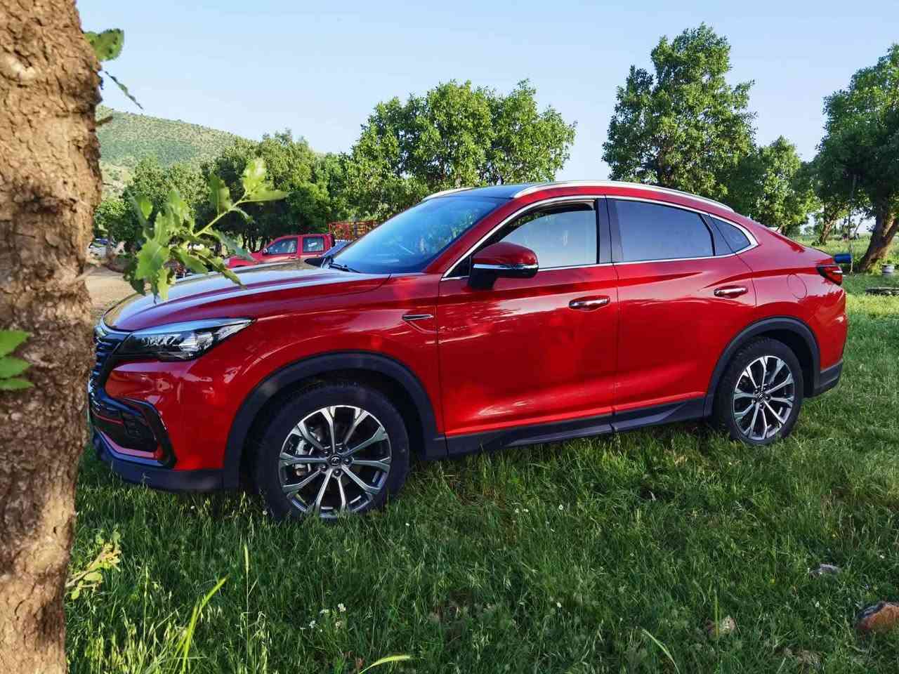 ***********
چانگان CS85 مۆدیل 2022 فوول مواسەفات و بێ بۆیاغ زۆر زۆر خاوێن و تازەیە مەکینە 4 پستۆن 20تۆربۆیە زۆر بەهێز و ئیقتیسادی لایتی پێش و پشتی لیدە  سڵاید و شاشە و پێنج کامێراو پێش و پشت حاسە و سندووق جەگ و چوار گزۆز و ویل کڕۆم حەجم 20 و زۆر مواسەفاتی تر سەیارەکە ڕەقەم بەغددایە  بۆزانیاری زیاتر پەیوەندیمان پێوە بکە *********** رانية, السليمانية
