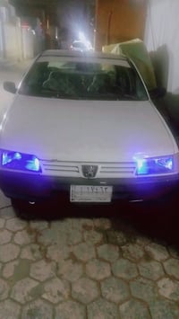 بيجو روه مديل تسعه سياره نضافه فول سياره ماعايزه برغي ليريده بي خير وي...