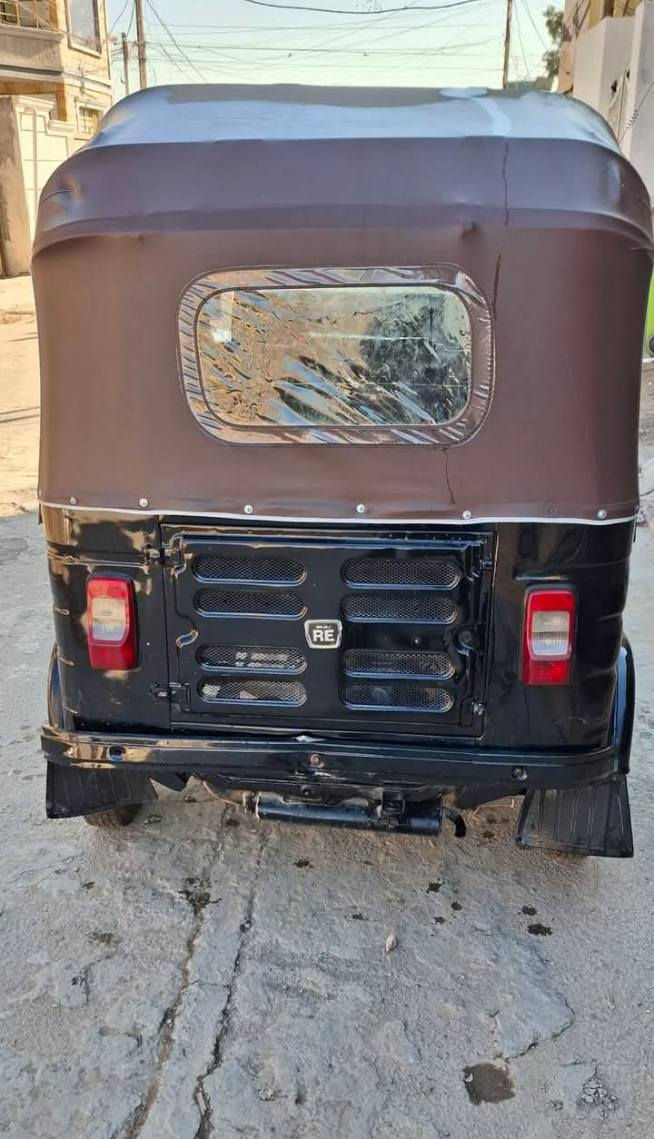 18 رقم بغداد عنوان جسر ماجد
سعر 4100 رقم ***********
