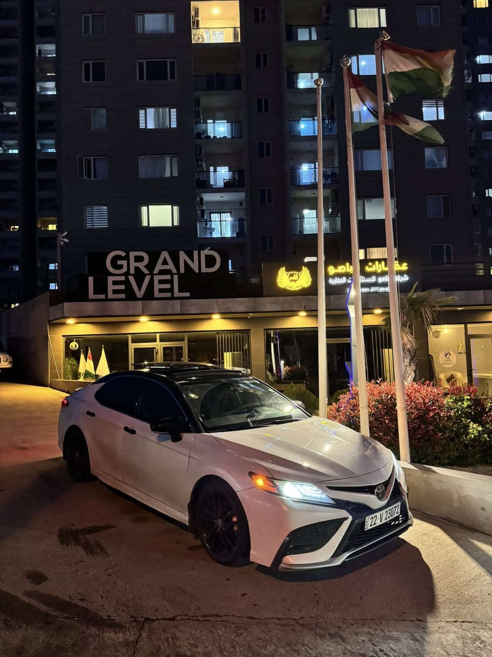 𝐓𝐨𝐲𝐨𝐭𝐪 𝐂𝐚𝐦𝐫𝐲 - 𝐗𝐒𝐄 ( 𝟐𝟎𝟐𝟑 ) 

- النوع السيارة : تويوتا كامري
- الموديل السيارة : 2023 
- المواصفات السيارة : XSE 

- المواصفات …..
- بصمة . بصمة ابواب ( فتحه سقف پانوراما ) 
- كشنات جلد ، كشنات هيتر ، دواخل اسود
- شاشة كبيرة ، كاميرة خلفية و بعد 
- المواصفات معروفة يعني فول Xse 

- ضرر السيارة : ١ قطع صبخ
- بولند صبخ + ابرباك ستيرن سيستم شركة
- بدون دواخل و بدون شواصي 
- محرك ٤ سلندر محرك بشرط گير بشرط

- مكان السيارة : دهوك
- الهاتف : 0750.362.69.09
