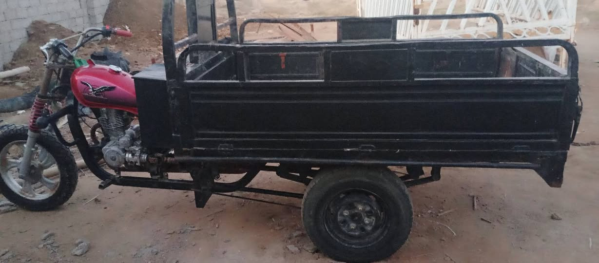 السلام عليكم
ستوته كلك كلك للبيع
مكاني الشوملي 
السعر 650 وبيها مجال 
***********
