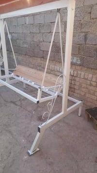 مراجيح عائليه للبيع حديد #تفصال جديد وليس سوكي . سعر الوحده 100 للستفس...