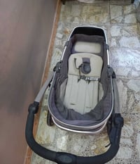 عربانة أطفال • منام وجلوس • استعمال قليل