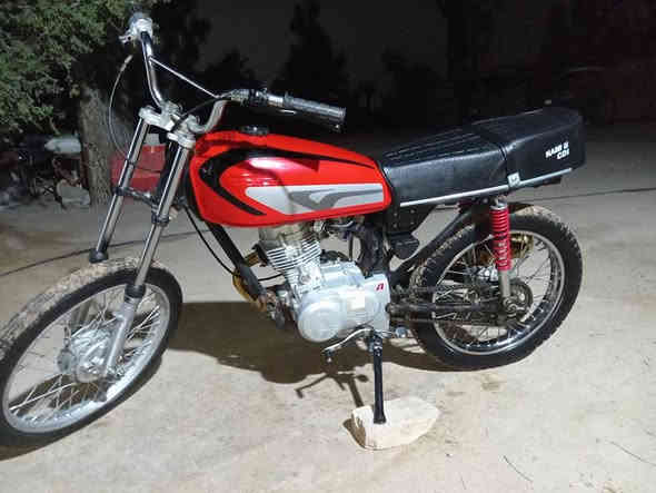 سلام عليكم أرشة السعر 275وبيها مجال مكاني شارع كربلاء نجف عامود 233
هذا رقمي بيه واتساب ***********
