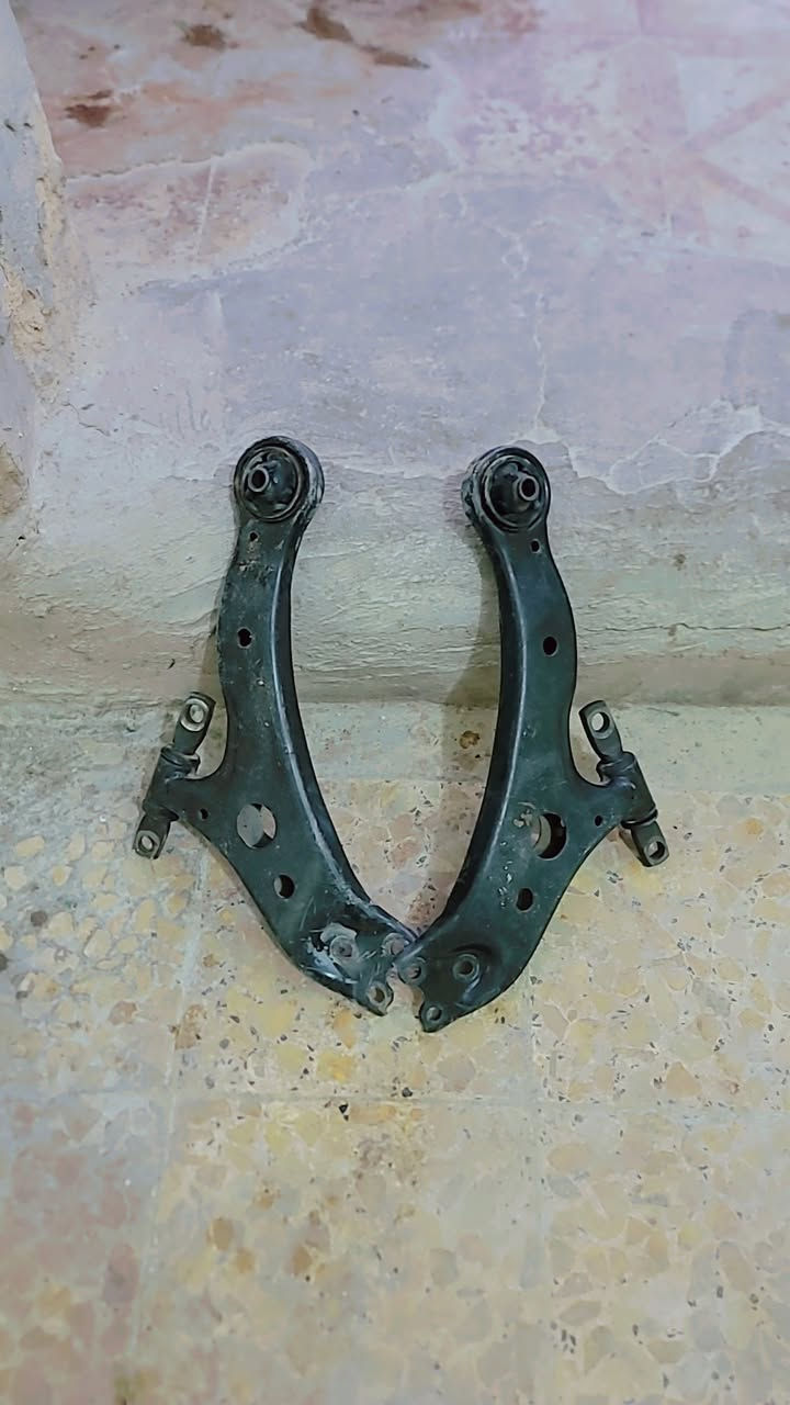 السلام عليكم غراض كامري للبيع
***********
