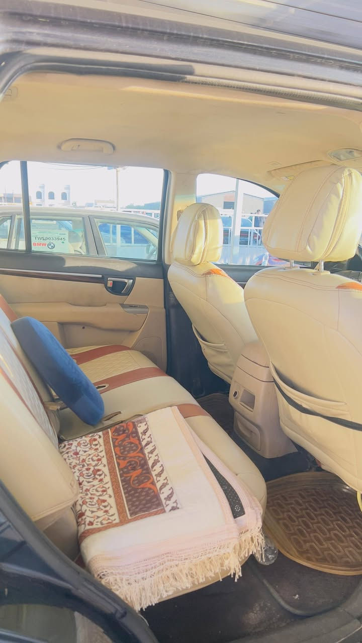 مكلف بالنشر ..سنتافي موديل ١١ وارد امريكي باسمه جاهزه من كل شي تبريد صدر كل شي جاهز بيه ضربه جهه عكس السائق معمره مثل ما بالصور رقم بغداد اربعه سلندر دوش بسعر مناسب متوازي على البيع المكان الرمادي التاميم باقي التفاصيل اتصل..***********
