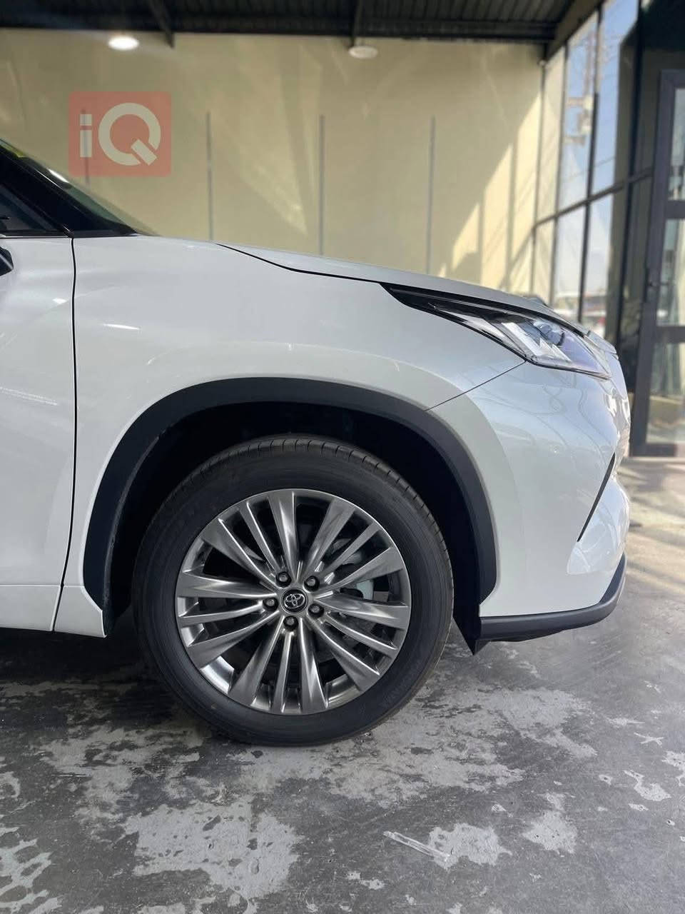 TOYOTA HIGHLANDER GLE HABRIDE
2.5 FULL 360 2025⚡️⚡️
تويوتا هاي لاندر 2500 سيسي فول مواصفات هايبرد 2025 
السعر 62 مليون مع الرقم بغداد 
ياباني تجميع الصين 
البيع نقدا فقط لايوجد لدينا بيع بنظام الاقساط
المواصفات‼️
*حجم المحرك 4CYLINDER 2.5L ✅
*مرتبط بناقل حركة أوتوماتيك✅
*مفتاح التشغيل بصمة ✅
*بانوراما✅
*اريل نفكيتر ✅
*حساسات أمامية ✅
*حساسات خلفية ✅
*رادار✅
*لايت زينون + LED ✅
*كشافات ✅
*بك لايت LED ✅
*حجم الاطار 235/55R20✅
*ويل كب 20✅
*4 دسك✅
*حساسات ضغط الاطارات ✅
*اشارة في المرايا الجانبية ✅
*المرايا قابلة للطي كهرباء✅
*ماسحة خلفية ✅
*عدد AIR BAG 9✅ 
*هاند بريك كهرباء ✅
*ا ABS✅ 
*دشبول ديجتال ✅
*شاشة Apple Car play ✅
*5كاميرات 360 درجة✅ 
*مثبت السرعة Cruise ✅
*المودات والاوامر الصوتية✅ 
*ا Bluetooth ✅ 
*مخرج منفذ الطاقة ✅
*تتسع المقصورة ل 7 ركاب✅
*المقاعد جلد+كهرباء✅ 
*ثلاث قطع تبريد✅ 
*تحديد المسار✅
*أوضاع القيادة Drive Mode ✅
*أوتو هولد ✅
*نظام مانع الانزلاق ✅
*حاملات الأكواب ✅
*تطعيم الدواخل ألمنيوم ✅
شركة الفرس الأبيض لتجارة السيارات 🚗
بغداد مدينة معارض البياع -الشارع المميز-مقابل كراج البياع 📍
لاستفسار يرجى الاتصال على الرقم:
☎***********
☎***********
