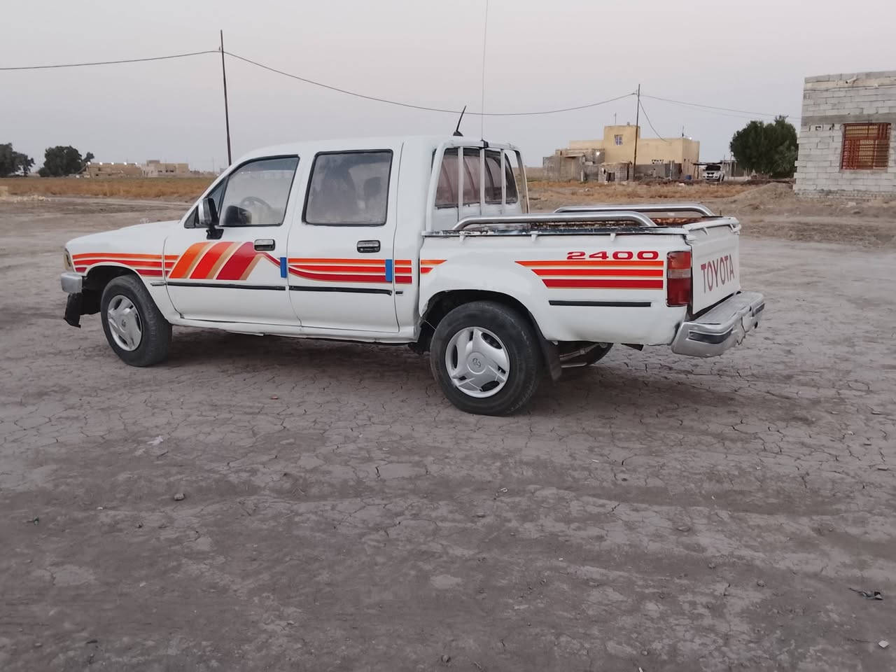 سلام عليكم تيوته 91 رقم قادسيه مشروع وطني شرط تحويل ثاني يوم كير مكفول شاصي لشرط محرك مكفول لشرط جديد مكفولات سياره حلوه نضيفه جاهزه من كلشي ترايك وين ماتريد صبق عام فقط جماليه لادعمه ولا كلبه سعر 38وبيه مجال 
***********
 مكان سماوه الخضر 
بيع او مراوس
