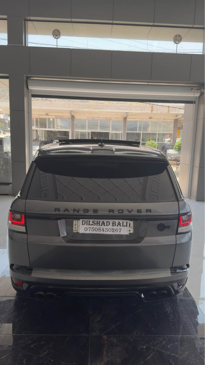Rang rover 2016 HSE 6 سلندر دزيل 
رنج روفر ديزل ٢٠١٦ فول ضمان دوليييييييييييييييي
محرك ٣٠٠٠ مرغوب يعني ٦ سلندر سعر
فول فول قبات 
١_بانوراما 
٢_كشن جلد 
٣_كشن هيتر + تبريد 
٤_ابواب شفط 
٥_سندوق شفط
٧_كشن مساج+ خزن 
٨_ ٥ كاميرات
سياره بي ٣ قطعه  بس رش يعني بخ 
كير محرك شرط 
كامل محدث SVR
تبريد شرط تبريد مركزي 
ماشية ١٤٠ مايل 
سعر١٧٧ ورقه و بي  ١٥ ورقه غرامات ينزل من السعر يعني ١٦٢ ورقه قفل بلا معاملا رقم سنوي جديد رقم دهوك 
مكاني دهوك 
*********** دهوك, العراق
