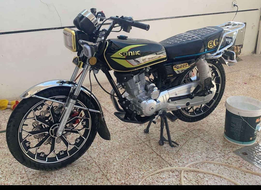 دراجه للبيع موديل 2024 شكل ل25 محرك 200c  سعره 650وبي مجال للستفسار***********
