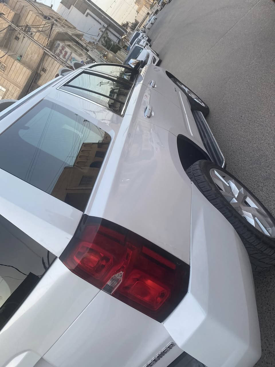 تاهو ٢٠٢٠ برايمر لون صدفي
مرقم اربيل (سنوية منتهية ) وارد خليجي  برايمر يعني فووول مواصفات 
كير و محرك نعمة وبركة مكفولات من الفتح 
دهن المحرك يتبدل كل ٢٠٠٠ كيلو و اليوم مبدل الها الدهن 
السيارة ماشية ١٢٣ الف كيلو 
دواخل السيارة فول و الكشن لونه ماروني 
الملاحظات: 
بارد بالجاملغ الأمامي جهة الراكب 
بارد بالجاملغ الخلفي جهة الراكب 
الجك الخلفي واكف مال الجنطة
للتواصل : واتساب ***********
السعر : ٣٦٥ ورقة وبيه مجال بسيط
