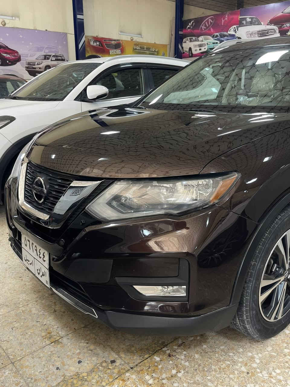 السلام عليكم ورحمة الله وبركاته
من رخصة الادمن المحترم 

نيسان اكس تريل  2019 SV خليجي كفاله

ماشية 52.000 حقيقي

المكينة 4 سلندر 2500 دوش المرغوبة

بدون ضرر ولا صبغ 

شاصي و دواخل سليمة

 

المواصفات : 

بصمة + تشغيل عن بعد 

كرسي سائق كهربائي

شاشة بيها اندرويد اوتو وابل كار بلي 

كاميرا خلفية 

تبريد شاشة

تدفئة تبريد مقاعد

رادار امامي وخلفي وجانبي 

تحديد مسار 

نقطة عمياء 

قطعتين تبريد 

صندوق كهرب وبحركة القدم 

تحديد مسار + تحكمات ستيرن 

مثبت سرعة 

وضعيات قيادة سبورت + ايكو  + نورمال 

طخم تاير جديد 

الموقع / الانبار الفلوجة  ***********

السعر مناسب
