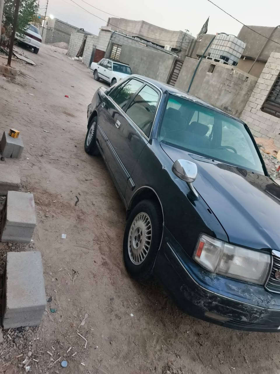 السلام عليكم سيارة راس الثور للبيع موديل 1997 مكفولة كص ونقل رقم البصرة /أ/ مشروع وطني تحويل مباشر مكينة وكير فيفيتي فيشة وحدة جديد طخم تاير جديد حدادة جديدة كهربائيات كلها شغالة تبريد ثلج 🥶🥶🥶 السعر 54 وبيها مجال مكان السيارة البصرة سفوان رقم صاحب السيارة ***********
