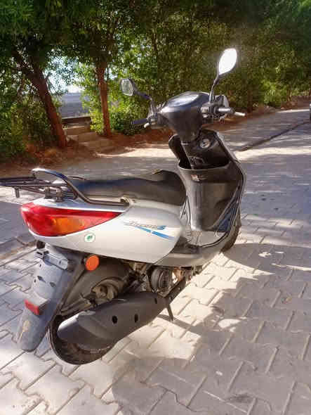 السلام عليكم حبايب بريز بغبغاء نوزل الدراجه مال رمبه كفاله عامه عامه برغي واحد مامفتوح الدراجه كامله مابيه اي نقص تأخذه من باب البيت مكاني بغداد الكرخ العطيفيه السعر 850 وبيه مجال بسيط هذه رقمي للتواصل *********** هاتف
