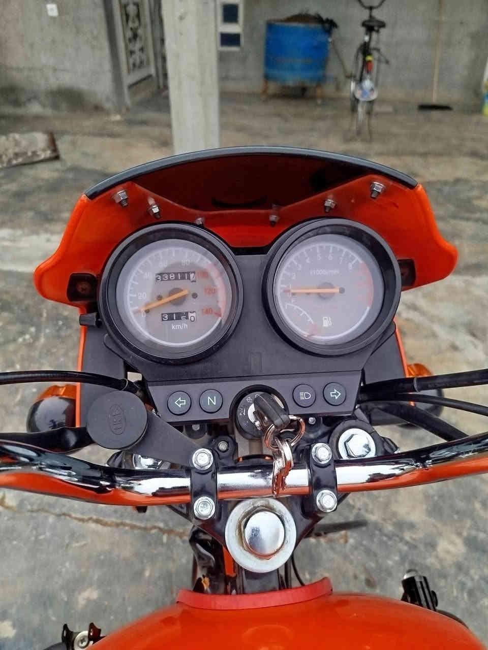 السلام عليكم دراجه للبيع دايوان نفخ موديل 2022 شهر 8 مرقم ديالى الدراجه جديده مثل ماموضح بل صور السعر مليونين و150 الف وبيها مجال حك جيتك عنوان ديالى سد حمرين للستفسار الاتصال على الرقم او مراسلة الصفحه ***********
