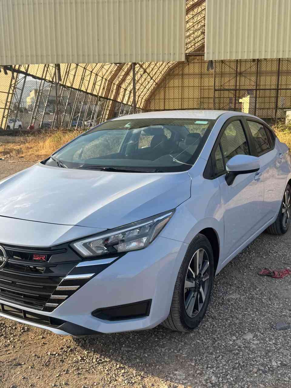 للبيع نيسان فيرسا موديل 2025
اللون سمنتي
السعر ١١٩
مواصفات SV معروفه 
بصمه 
شاشه 
كاميره 
تحديد سرعه 
ويل كاب و هتد 
حادث سياره بنيت بدون دواخل شرط  
ماشيه ٢٠ ميل 
گير محرك شرط 
رادار حجر گزوز بيلادي
مكان سياره عقره  ابعت عن اربيل و موصل ساعه 
رقم تلفون *********** واتساب 
رقم تلفون *********** بث مباشر أربيل, العراق
