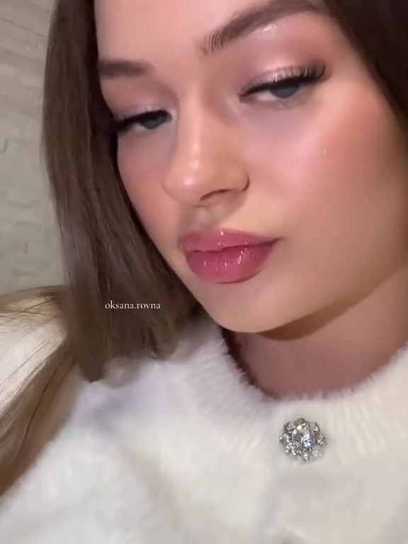 متوفر ميكب وعناية يوجد توصيل


**إذا كنت صاحب هذا الإعلان وتريد حذفه لأي سبب، رجاءا أرسل رسالة إلى الدعم الفني**