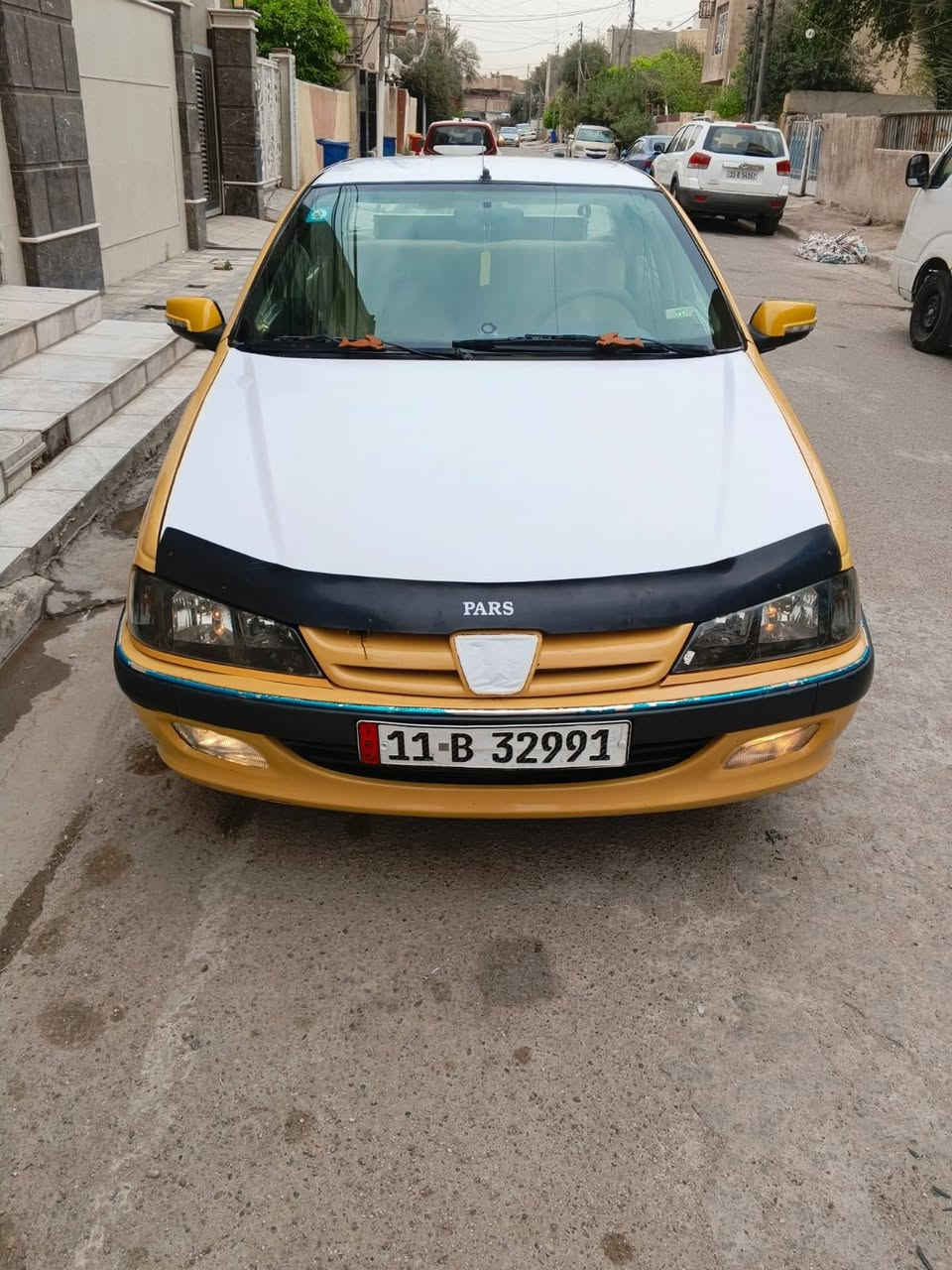 السلام عليكم بيجو بارص 2011 سياره جديده كل نقص ما بيهه صدر جديد تخم تاير جديد مشط ستيرن جديد باور جديد كهربايات كلهه شغاله مكينه و كير نظيفات رقم جديد هزه جديده مصفره هيه و غرامات بسمي تحويل ثاني يوم تبريد ثلج سياره ما نقصهه اي شي سعر 38 بيهه مجال قليل العنوان البياع شرطه الخامسه رقم تلفون ***********
