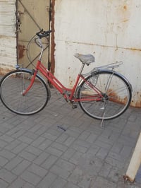 بايسكل بناتي حجم 27 نضيف للبيع الاستفسار الرقم 07752854922