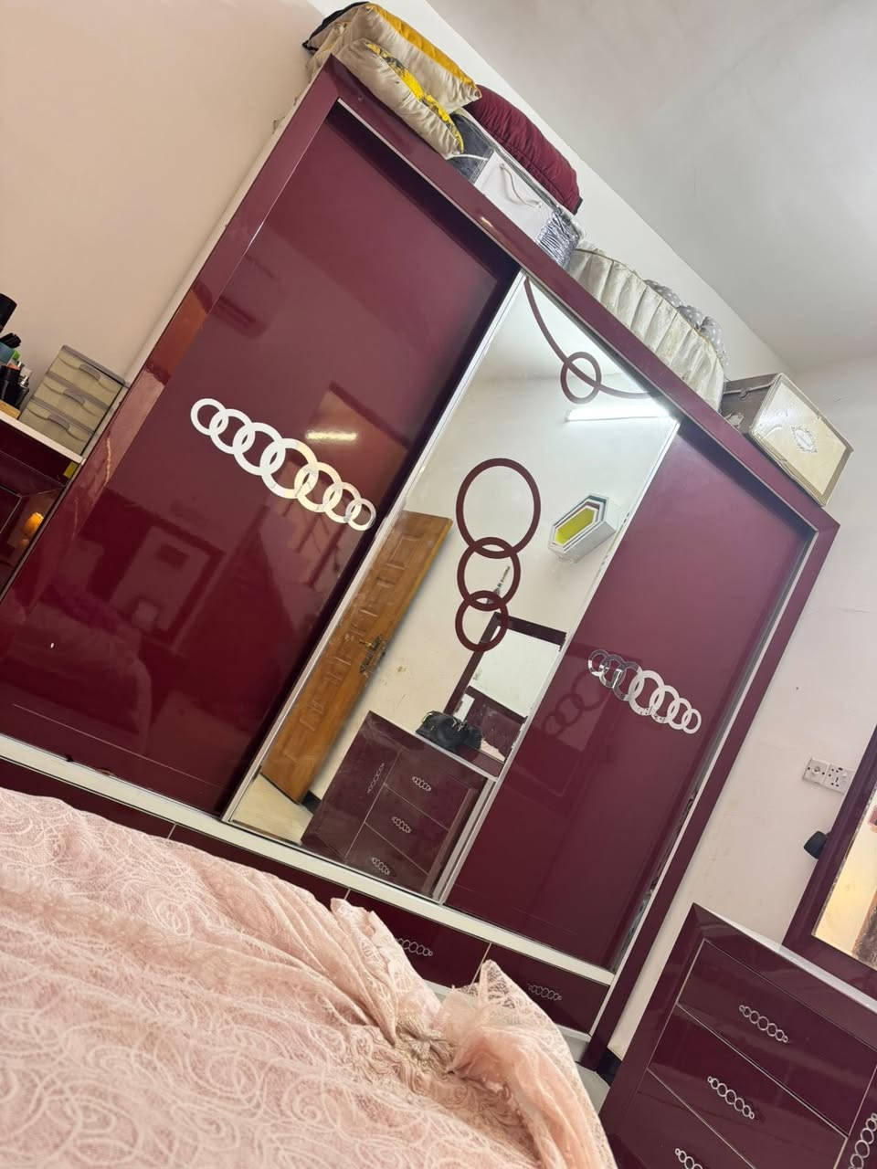 غرفه تركيه نضيفه شخط مابيها بعدها جديده السعر 450 وبيها مجال


**إذا كنت صاحب هذا الإعلان وتريد حذفه لأي سبب، رجاءا أرسل رسالة إلى الدعم الفني**