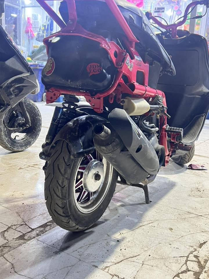 سلام عليكم فراشه للبيع محرك ماكس جديده شغاله سلف وهندر سعر خاص *********** مكاني بزبير 💘
