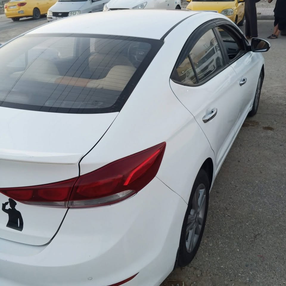 النترا موديل ٢٠١٧
السعر 110
خليجي فول مواصفات فتحه بالسقف شاشه كامره تحكمات استيرن دواخل بيجي مكينه
٢٠٠٠كير اوتماتيك مري شفط تخم تاير جديد تبريد حداديه جاهزه بدون حادث فقط اشويه صبغ فوك الدوسه اليسره متوفر واتساب (***********)
