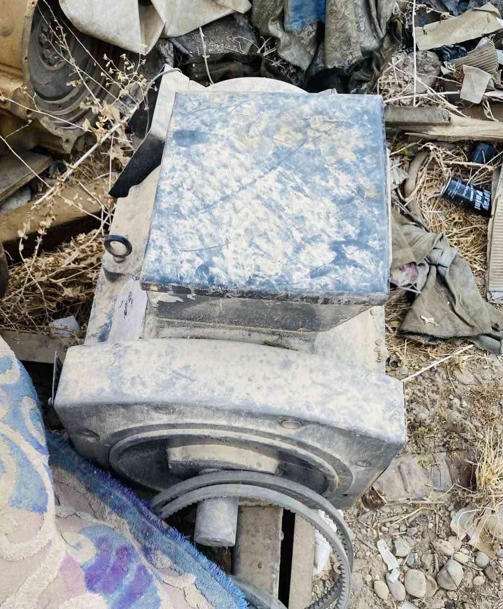 راس توليد ستانفورد 31 كيفي  بلادي دبل بولبرن  السعر 6 ورقات  العنوان بوابة بغداد الراشدية ناحية جديدة الشط 
***********
